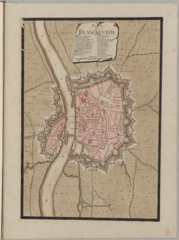 Altes Buch mit detaillierter historischer Karte von Frankfurt, Deutschland, das Straßen, Gebäude und Sehenswürdigkeiten zeigt und von Text begleitet wird, der die Karte beschreibt.
