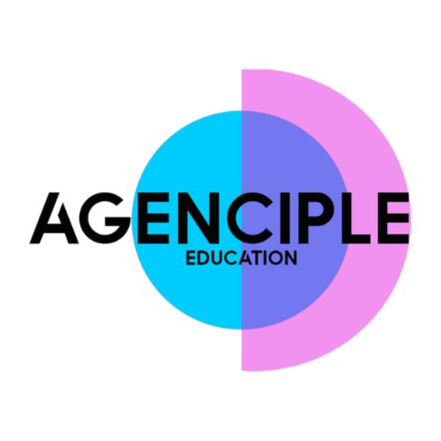 Farbiges Kreis mit 'Agence Education' Text auf einem weißen Hintergrund, mit einem Podcast-Logo in der rechten unteren Ecke.